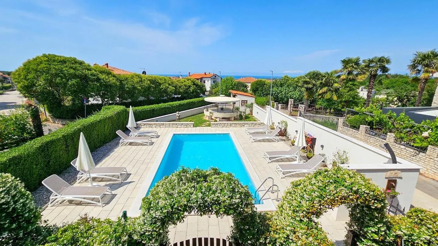 Olimpia 1 Apartment Novigrad  Croatia